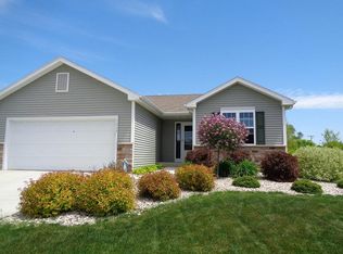 1419 Schuman Dr, Watertown, WI 53098