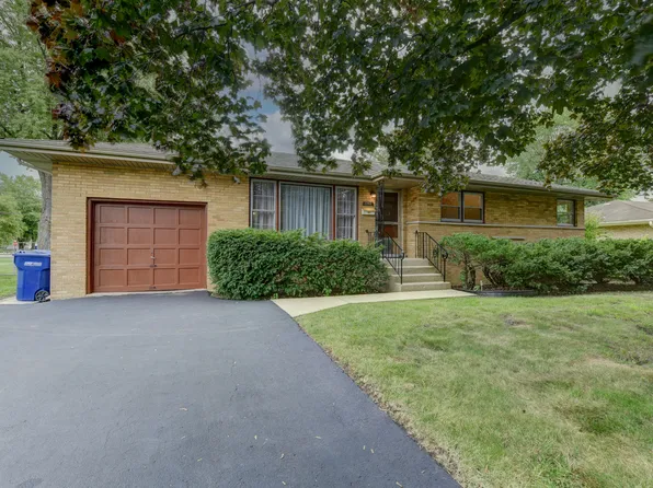 11411 S Nashville Ave, Worth, IL 60482