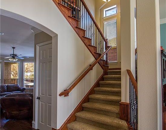 5th image of 8304 Port Royal Ln