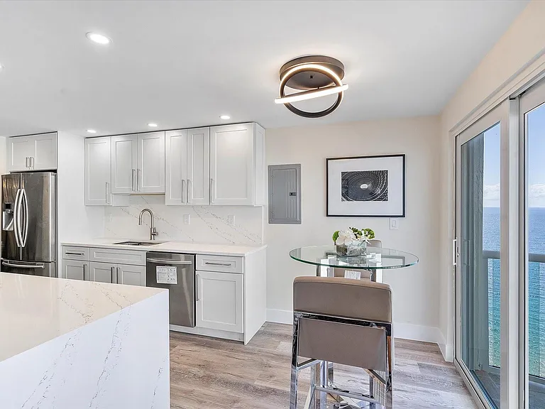 3400 Galt Ocean Dr #1906S — Photo 33