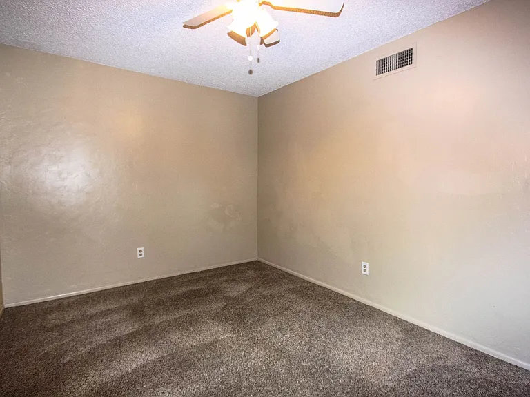 411 Whipple St — Photo 13