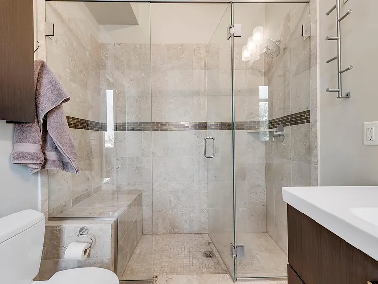 2250 W 31st Ave — Photo 36