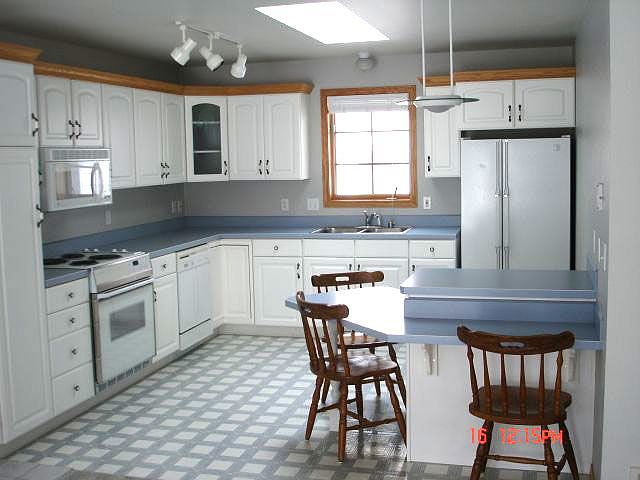 2nd image of 2227 George St