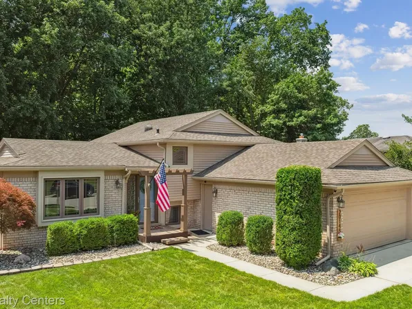 20148 Foxboro St, Riverview, MI 48193