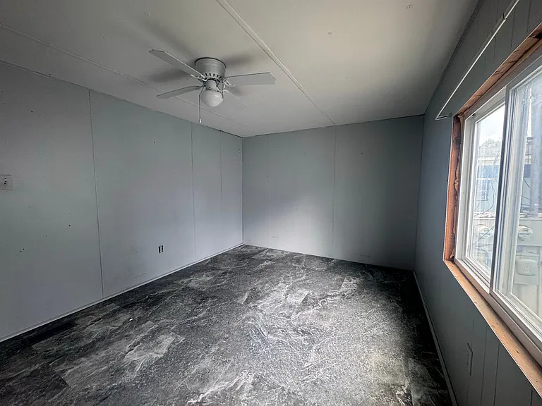 4115 Aurora Rd #9 — Photo 6