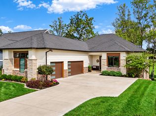 3685 Olde Well Run, Zionsville, IN 46077