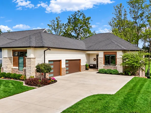 3685 Olde Well Run, Zionsville, IN 46077