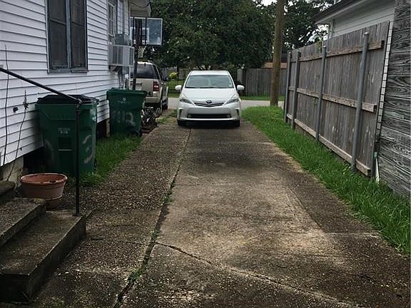 2nd image of 3110 48th St