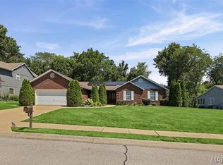 1334 Pepperidge Dr, O Fallon, IL 62269