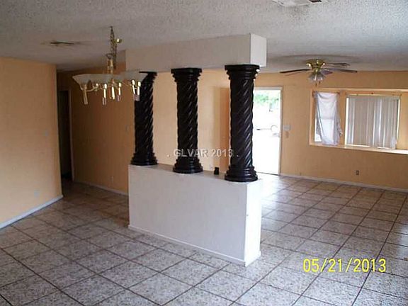 3rd image of 5015 Orinda Ave