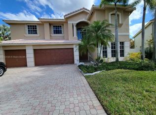 693 SW 168th Ter, Pembroke Pines, FL 33027