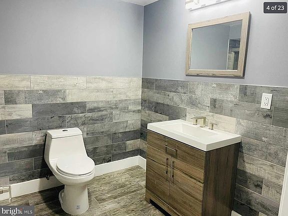 5th image of 11 Oakbrook Ct