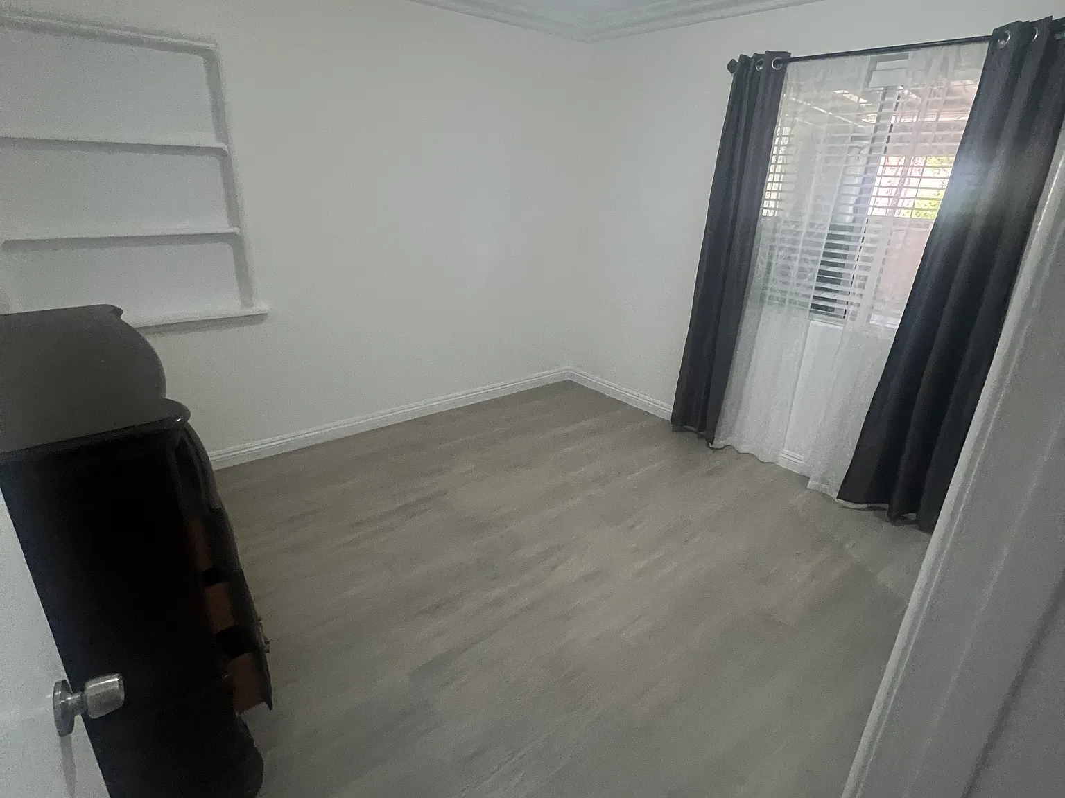 3 bed, 1358 sqft, $3,600 — Photo 2