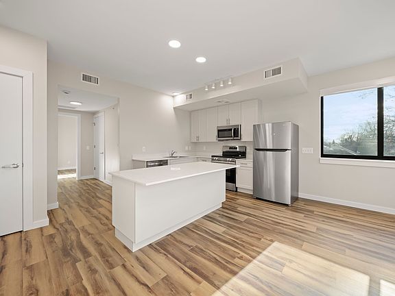 5th image of 16530 E Warren Ave #203