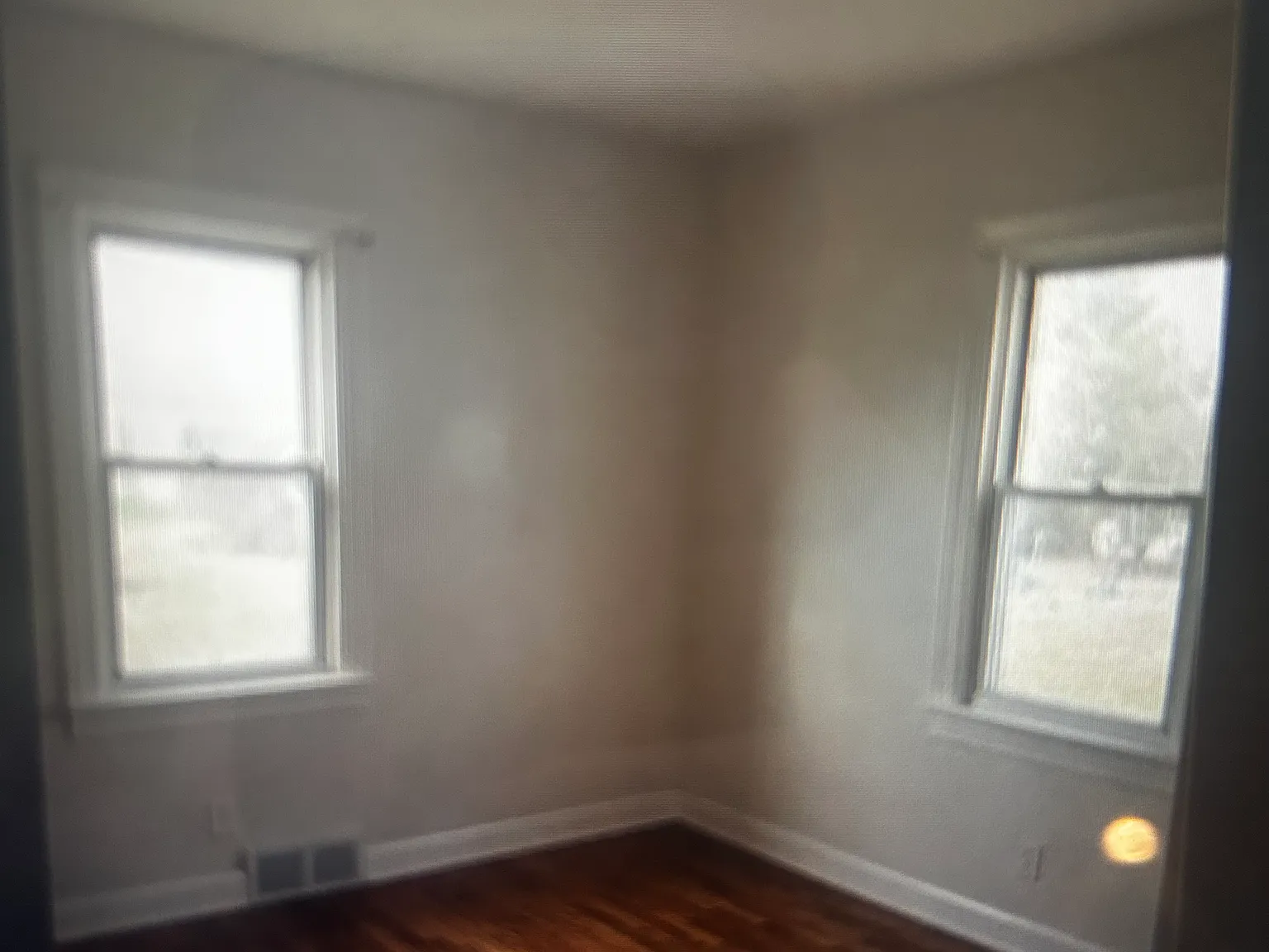 4 bed, 1050 sqft, $1,250 — Photo 4