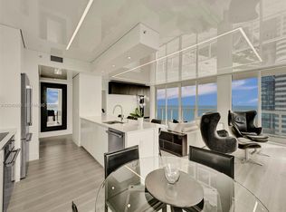 Akoya Condo, Miami Beach, FL 33141