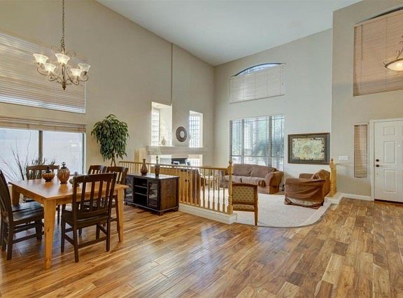 5th image of 4931 S Hudson Pl