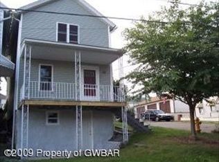 82 River St, Pittston, PA 18640