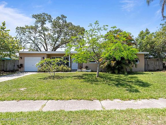 3rd image of 1909 Adams Ave
