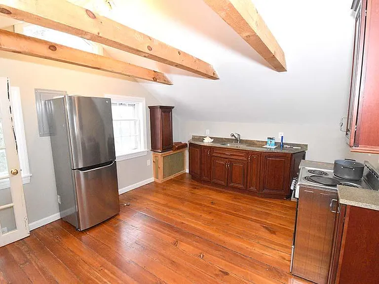 120 Main St #3 — Photo 7