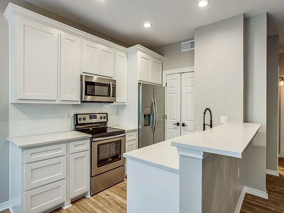 2nd image of 7151 Gaston Ave APT 411