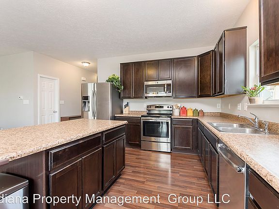 5th image of 936 Ogala Dr