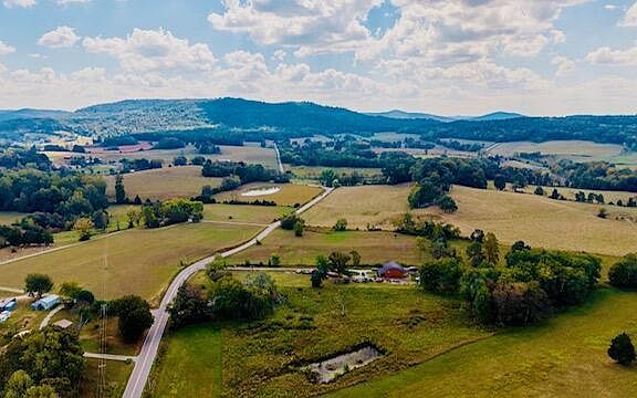 2nd image of 2750 Moodyville Rd
