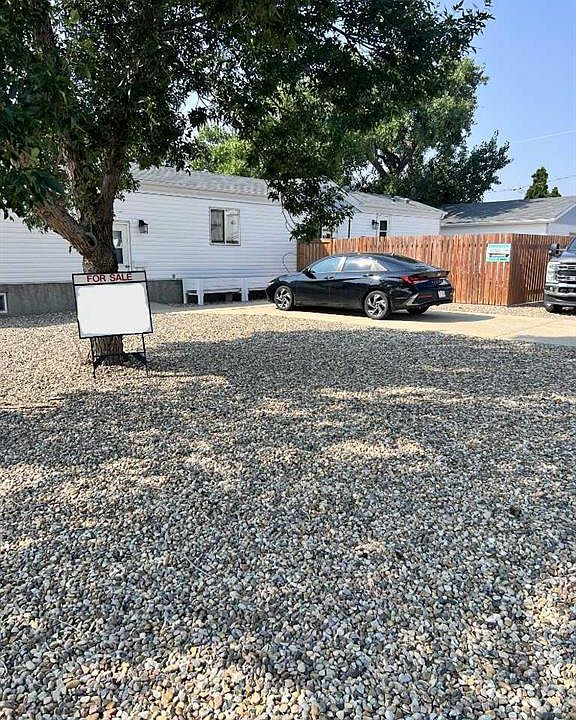 1st image of 602 NE 7th St SE