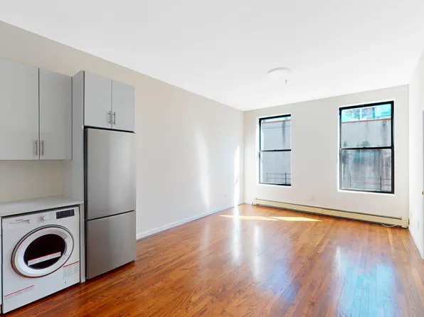 2074 Frederick Douglass Boulevard image 2 of 11