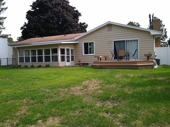 5th image of 1701 Kingswood Dr