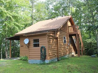 565 Lazy Ln, Whittier, NC 28789