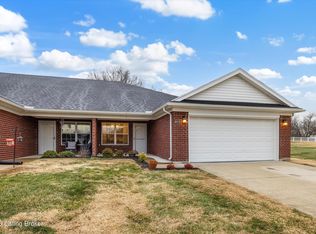 6713 Eagle Wood Dr, Louisville, KY 40272