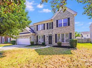 10140 Hawkeye Dr, Charlotte, NC 28273