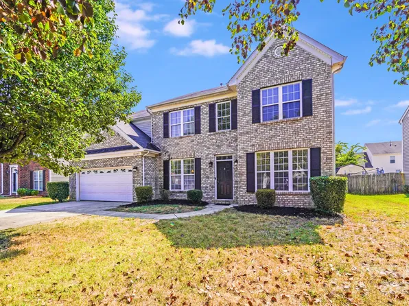 10140 Hawkeye Dr, Charlotte, NC 28273