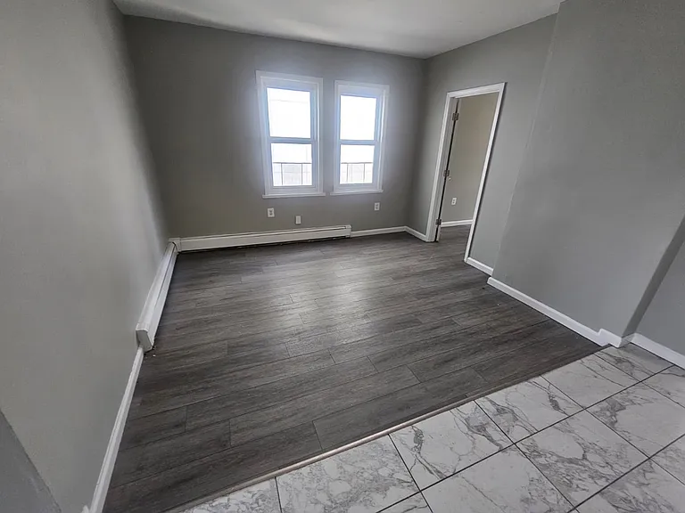 652 S 11th St #2 — Photo 5