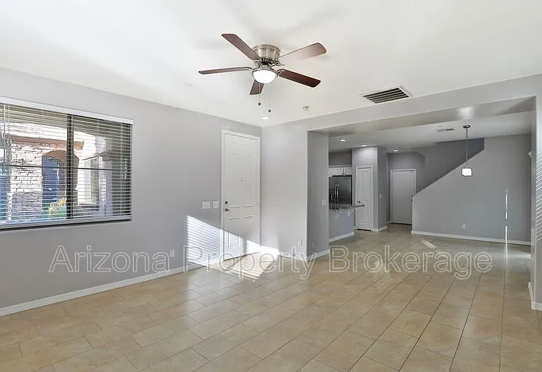 3879 E Santa Fe Ln — Photo 5