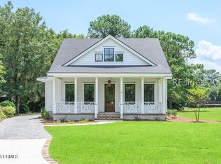 20 Millers Pond Dr, Beaufort, SC 29907