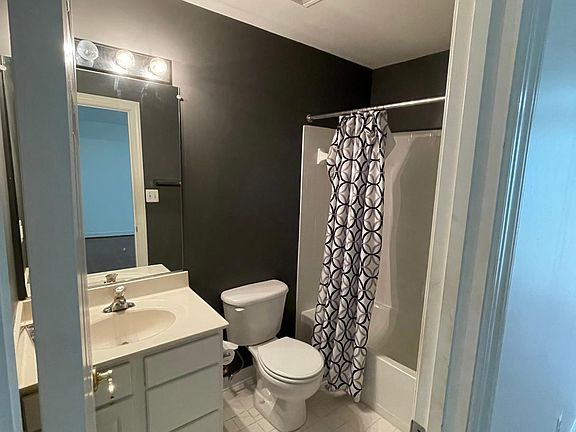 Main floor bathroom.