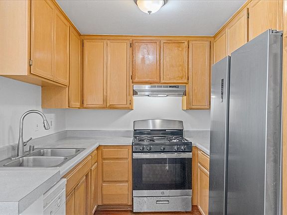 5th image of 1785 Beloit Ave APT 104