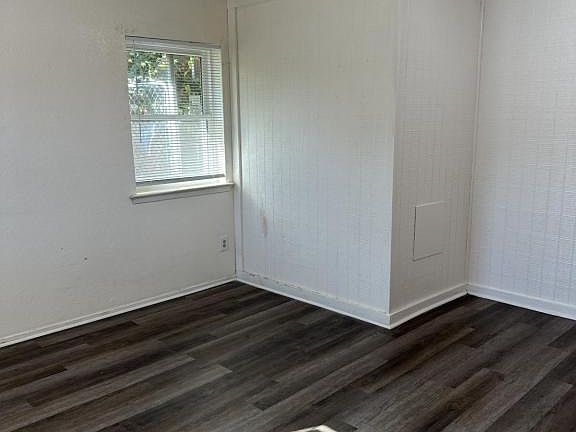 2nd image of 5314 Humbert Ave