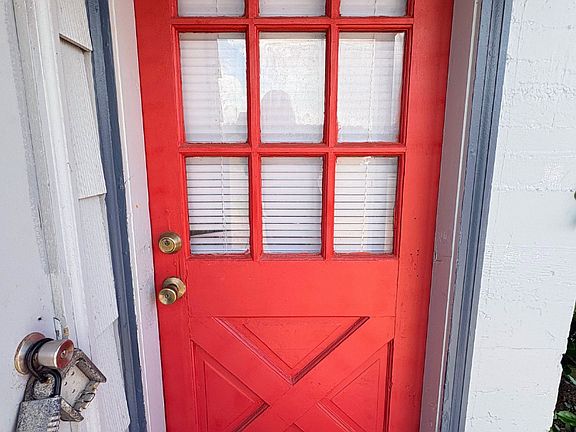 4th image of 339 SW Ebb Ave