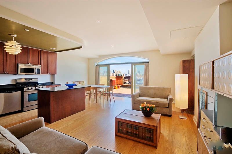 1st image of 310 2nd St APT 5C