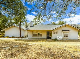 30168 Corral Dr, Coarsegold, CA 93614