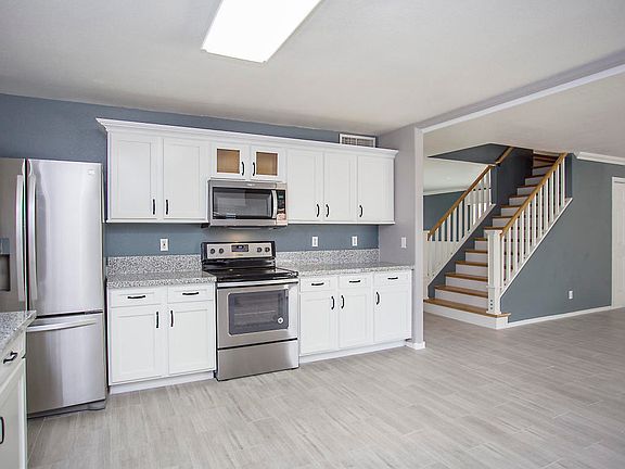 2nd image of 10621 W Via Montoya Dr