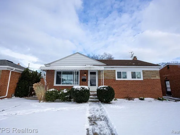 24544 Mabray Ave, Eastpointe, MI 48021