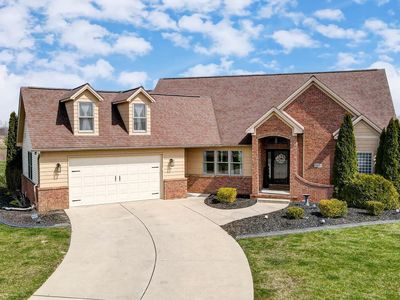 9521 Lazy Oak Dr, Carleton, MI, 48117