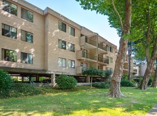 8411 Ackroyd Rd #218, Richmond, BC