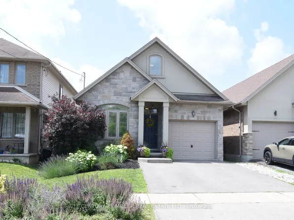 78 Wilkes St, Brantford, ON N3T 0H6