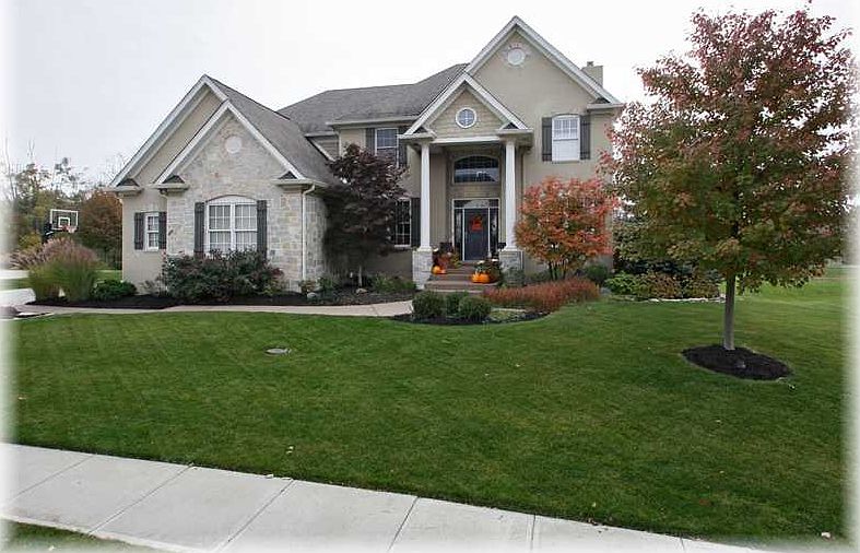 1st image of 16141 Brookhollow Dr