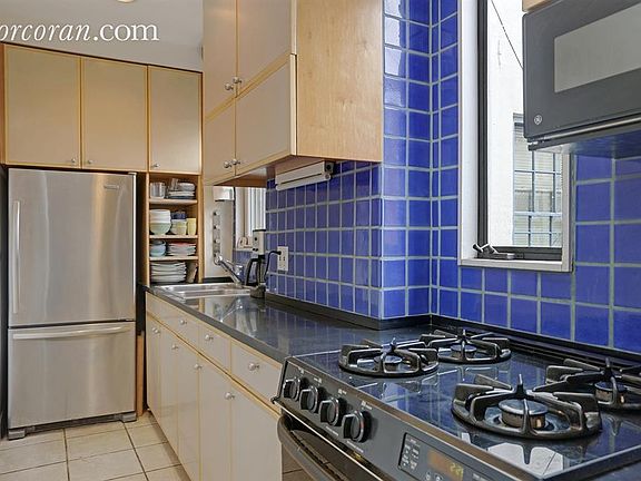 3rd image of 799 Greenwich St APT 5S